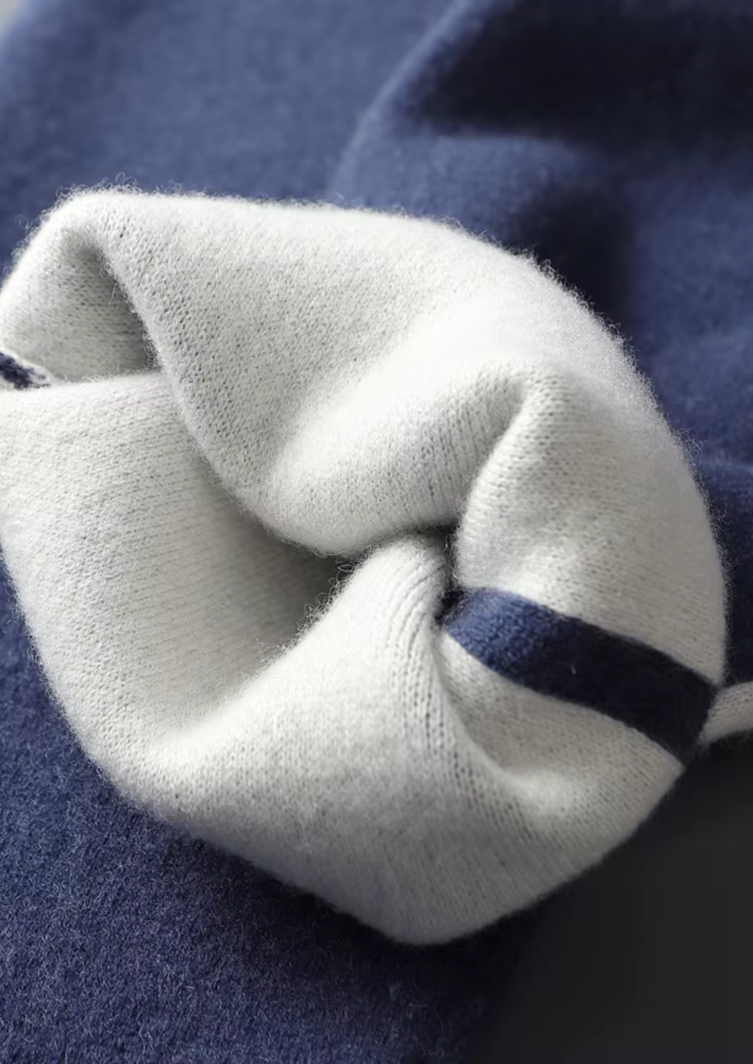 Monte Milano Hooded Cashmere Set Navy